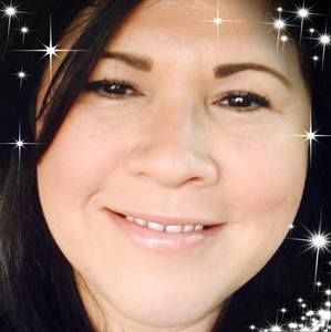 Meet your Posher, Cynthia